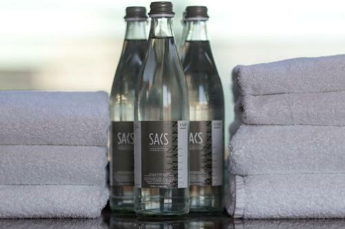 Saks Urban Design Hotel