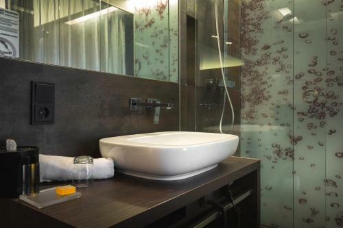 Saks Urban Design Hotel