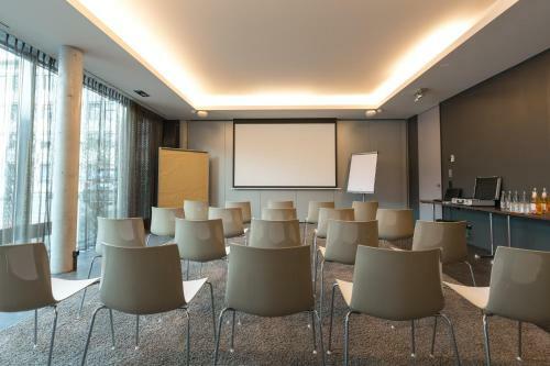 Saks Urban Design Hotel