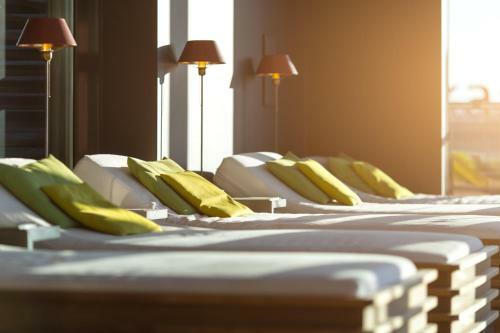 Saks Urban Design Hotel