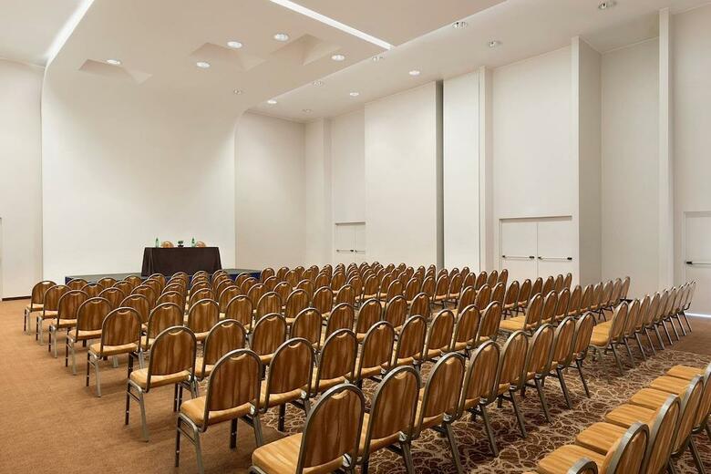 Sheraton Milan Malpensa Airport Hotel & Conference