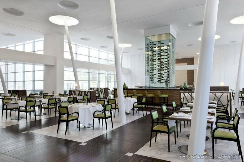 Sheraton Milan Malpensa Airport Hotel & Conference