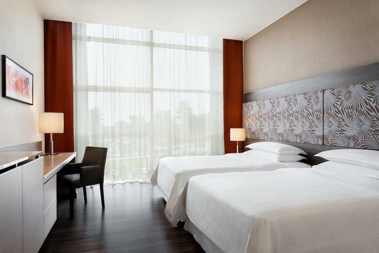 Sheraton Milan Malpensa Airport Hotel & Conference