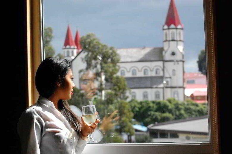 Hotel Solace