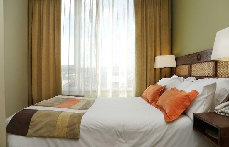 Hotel Solace