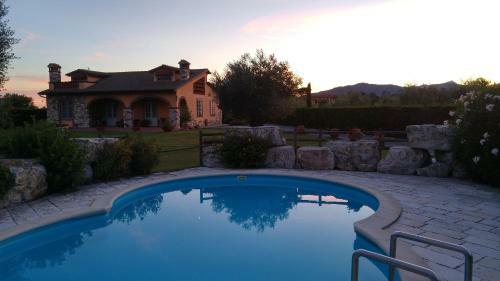 Tuscan Villa Exclusive Use Of Private Pool AC Wifi