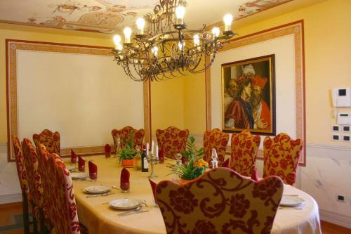 Santa Lucia Villa Sleeps 14 Pool Air Con Wifi