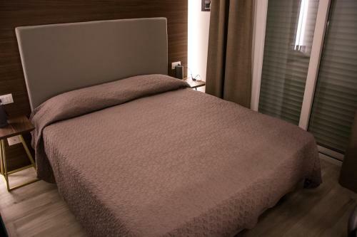 8room Hotel