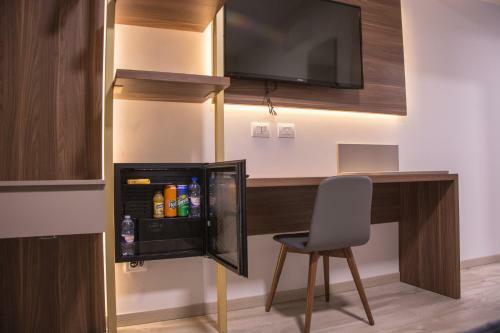 8room Hotel
