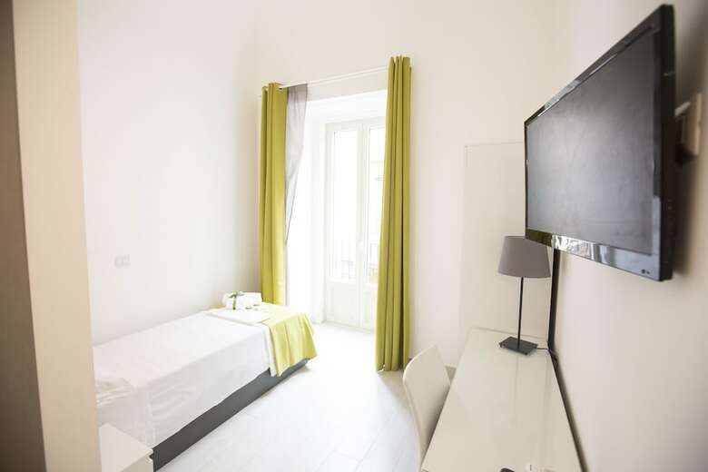 Hostal Preluna Central Palace