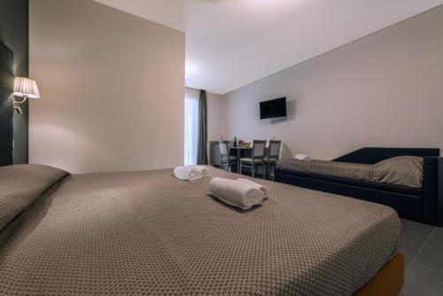 Hostal Garda Guest House