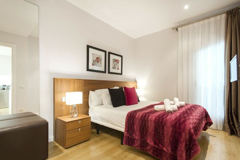 Dailyflats Apartments - Villarroel Centre