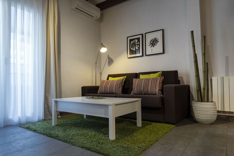Dailyflats Apartments - Villarroel Centre