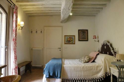Hostal Private Room In Small Medieval Borgo