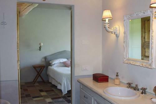 Hostal Private Room In Small Medieval Borgo