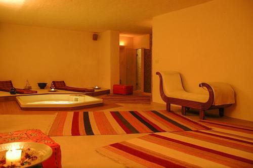 Piano Di Conca Villa Sleeps 10 Pool Air Con Wifi