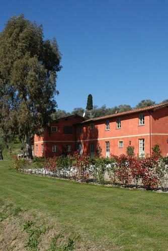 Piano Di Conca Villa Sleeps 10 Pool Air Con T763289