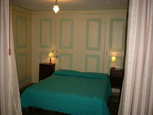 Vintage Venice Apartment