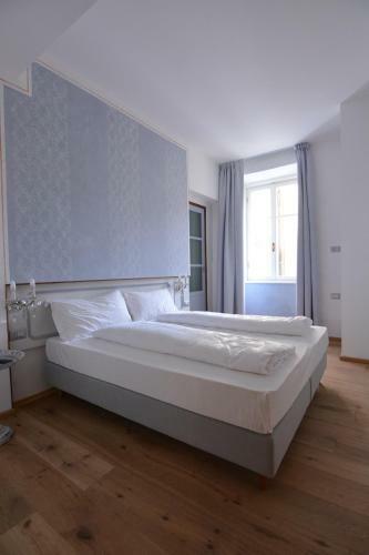 Hostal Torrione Trento