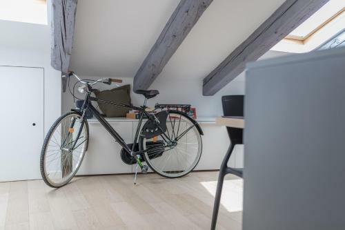 Apartamento Triestevillas Sangiusto Wall, Attic For 4 Guests, Ac, Central Position