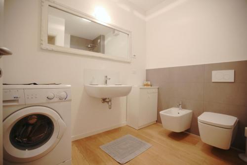Roma Xxl: Combination Of 3 Apartments