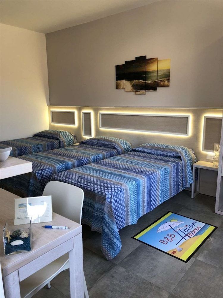 B&B Holiday Tropea