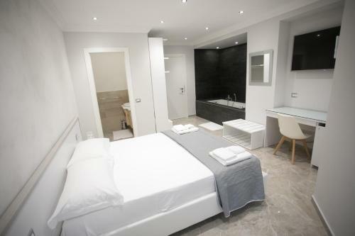 Hostal Tropea Luxury & Charm