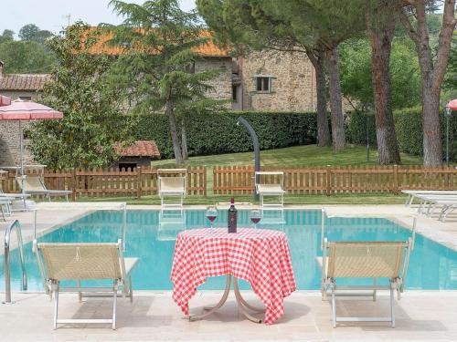 Vernazzano Basso Apartment Sleeps 6 T242205