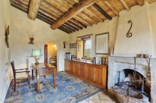 Umbertide Villa Sleeps 11 Pool Wifi