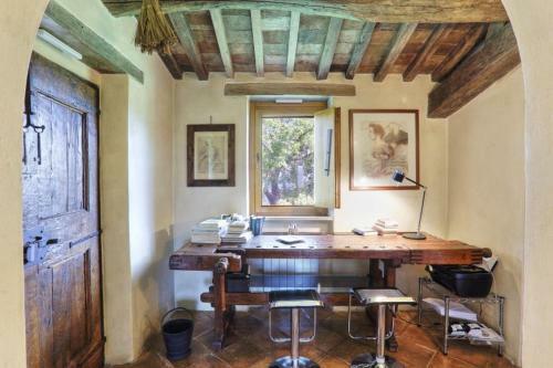 Umbertide Villa Sleeps 11 Pool Wifi