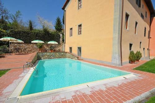 Strada In Chianti Apartment Sleeps 9 T241224