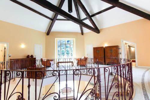 Stresa Villa Sleeps 16 Pool Air Con Wifi