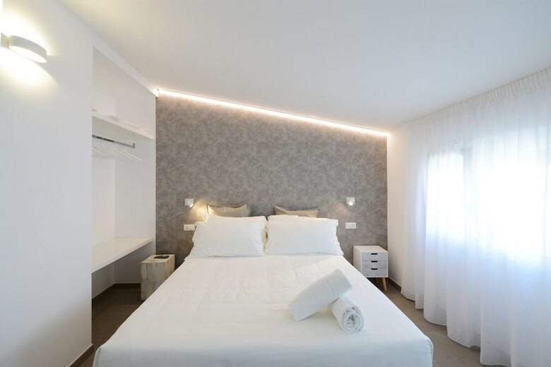 Hostal Miramed Rooms