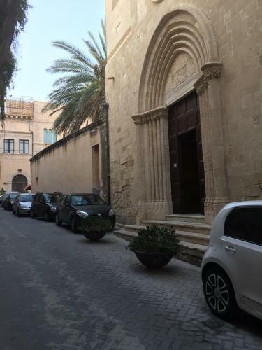 Sanmartinoortigia Apartments