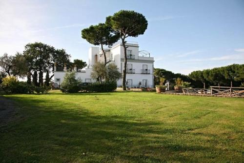 Sorrento Villa Sleeps 22 Pool Air Con Wifi