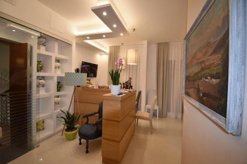 Hostal Melody Sorrento Suites
