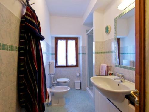 Calcinaia Villa Sleeps 10 Pool Wifi