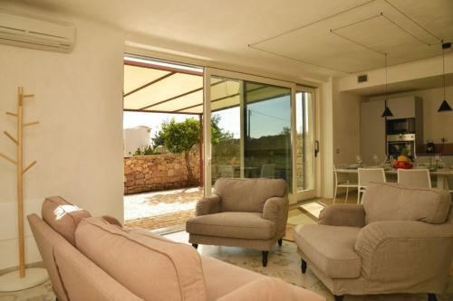 Scicli Villa Sleeps 16 Pool Air Con Wifi