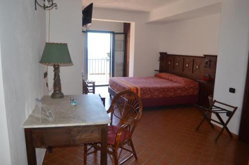 La Locandiera - Hotel Scilla