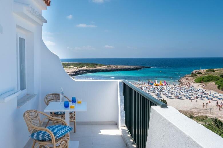 Apartamentos Carema Beach Menorca