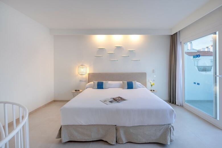 Apartamentos Carema Beach Menorca
