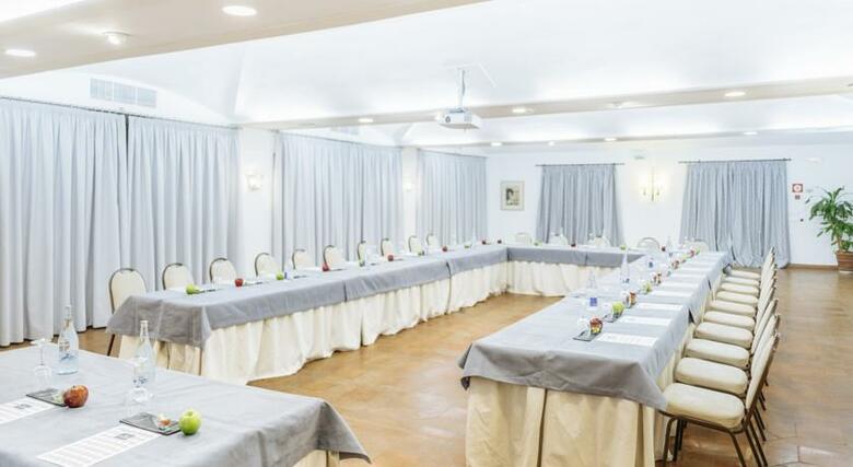 Hotel Parador De Merida