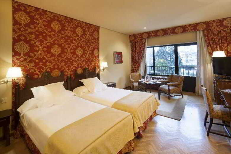Hotel Parador De Le�n