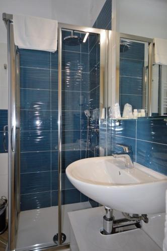 Hostal Palafiori Rooms Sanremo