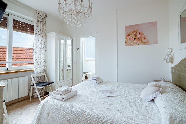 Hostal "6 In Centro" Guest House