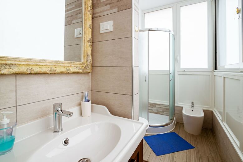 Hostal "6 In Centro" Guest House