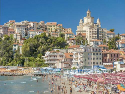 Four-bedroom Holiday Home In Sanremo