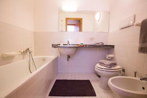 San Siro Apartment Sleeps 5 Pool