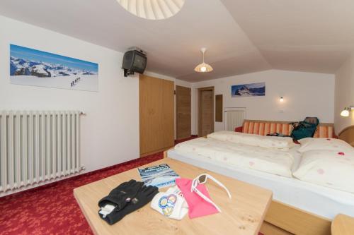Hostal Kedul Alpine Lodge