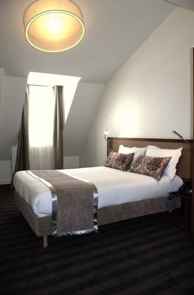Art Hotel Batignolles